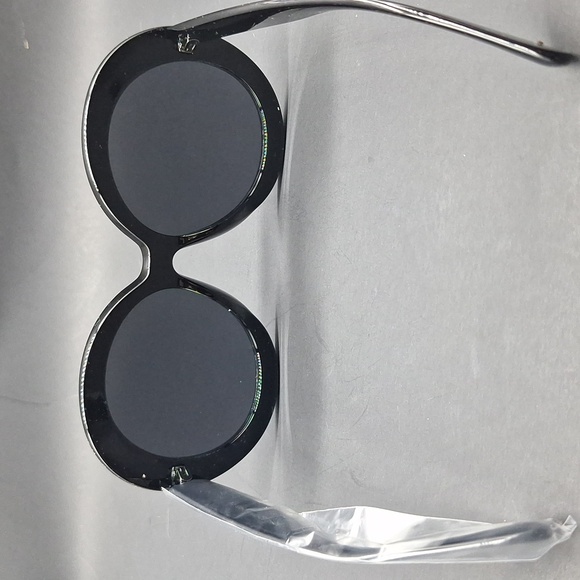 New Black Oversized Oval Sunglasses – Y2K Retro Style - Picture 7 of 9